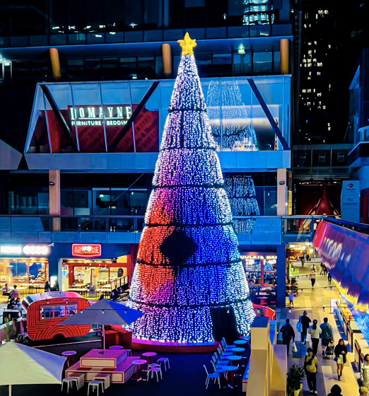 LED Christmas tree @ QV